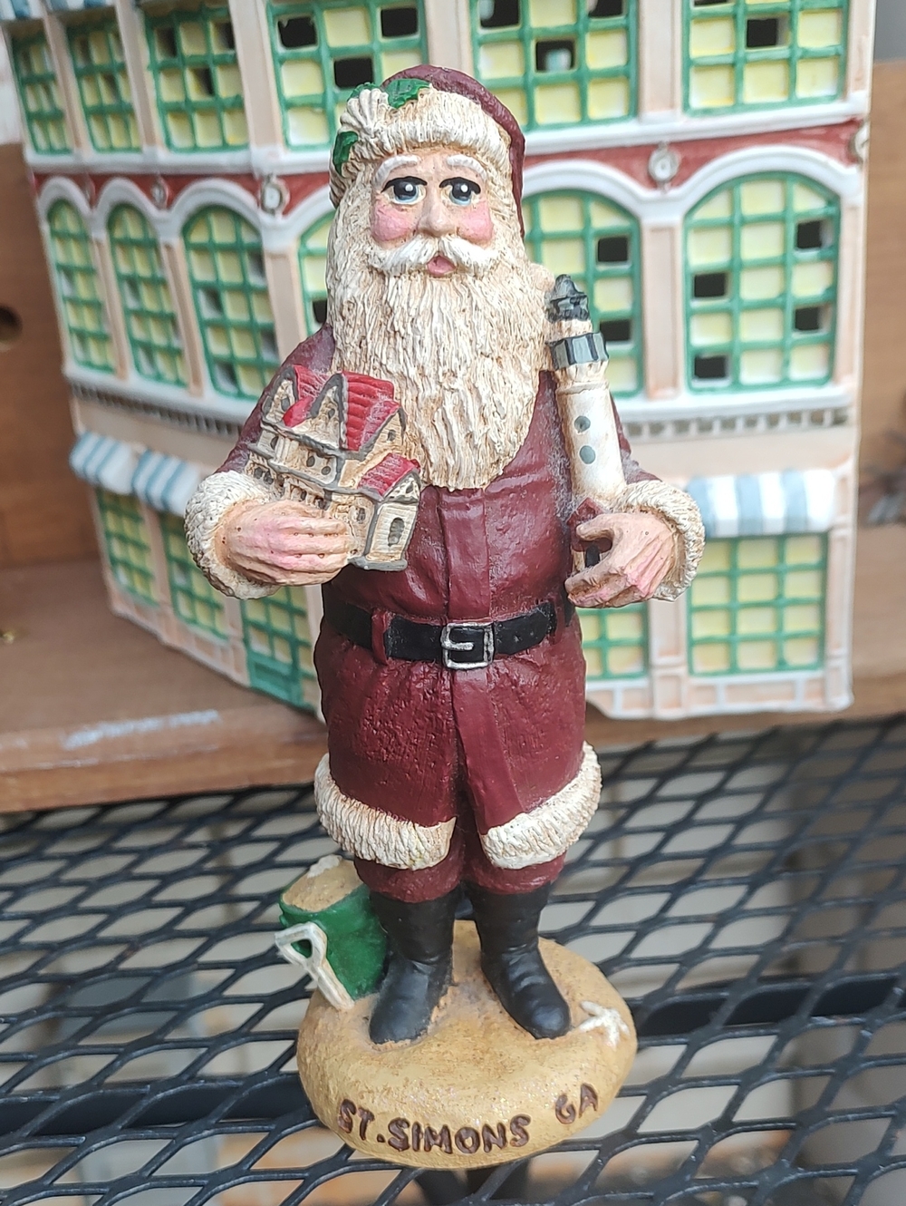 Santa,St Simons,. Georgia,With Lighthouse - Picture 7 of 8